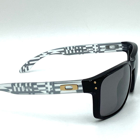 Occhiale da sole Oakley  HOLBROOK O9102  Y7  57/18