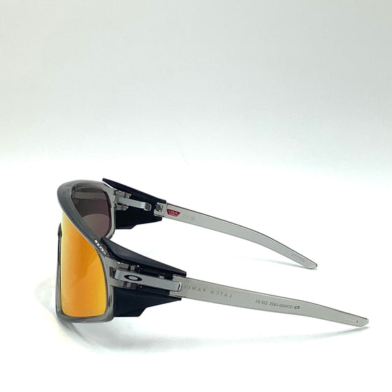 Occhiale da sole OAKLEY  LATCH PANEL  O9404  04
