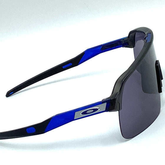 Occhiale da sole Oakley  SUTRO LITE  O9463  69