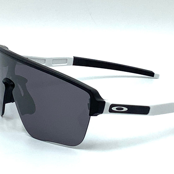Occhiale da sole Oakley  CORRIDOR SQ  O9415  01