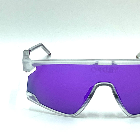 Occhiale da sole Oakley  BXTR METAL  O9237  02