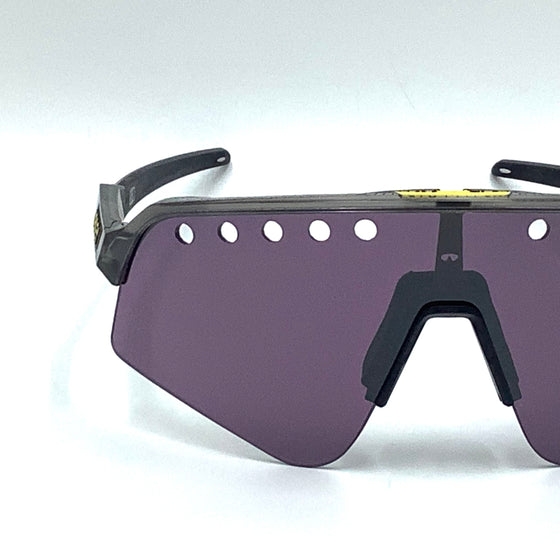 Occhiale da sole Oakley  SUTRO LITE SWEEP  O9465  32  TOUR DE FRANCE 2025