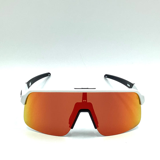Occhiale da sole Oakley  SUTRO LITE S O9496  02