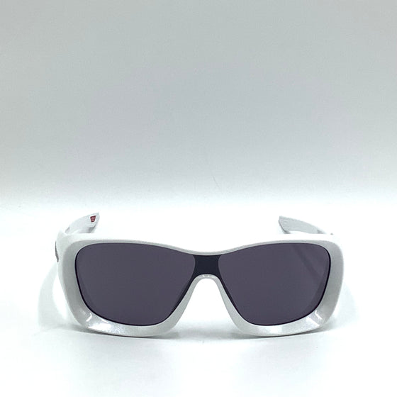 Occhiale da sole Oakley  DE LA SALLE  O9493  02