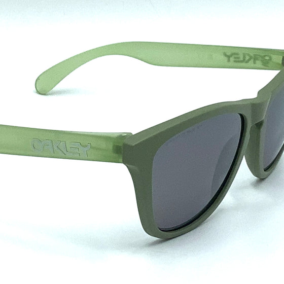 Occhiale da sole Oakley  FROGSKINS  O9013  M2  55/17