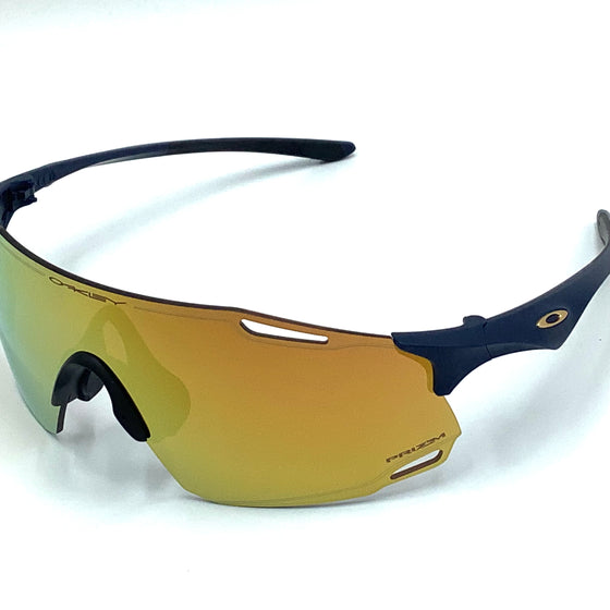 Occhiale da sole Oakley  CYBR DYNO  O9513D  06