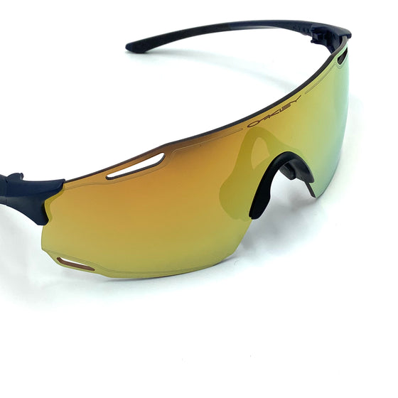 Occhiale da sole Oakley  CYBR DYNO  O9513D  06