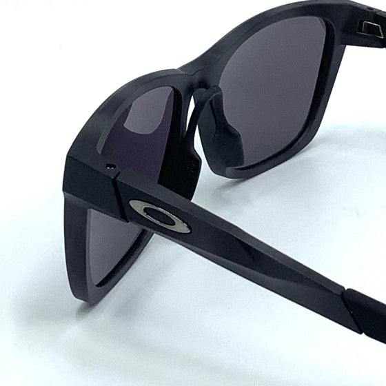 Occhiale da sole Oakley  PARACORD  O9506D  06  57/17