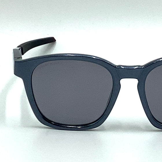 Occhiale da sole Oakley  SHACKLE  O9507D  07  52/18