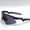 Occhiale da sole Oakley  RESISTOR SWEEP  OJ9015  04  YOUTH SUN