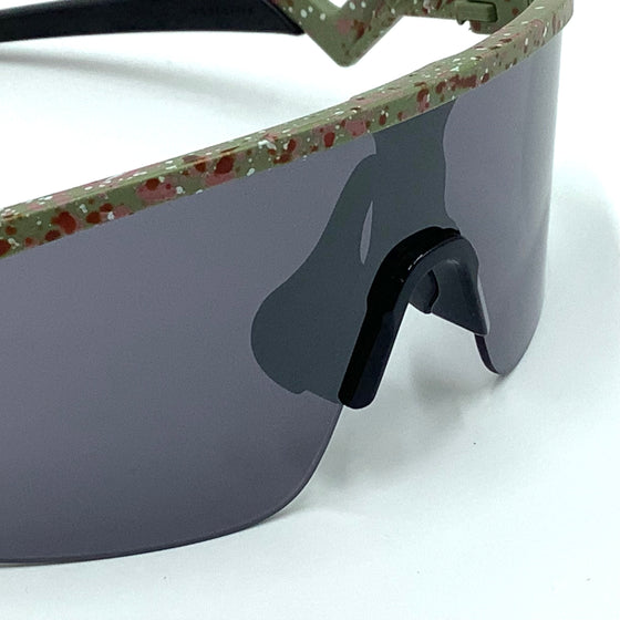 Occhiale da sole Oakley  RESISTOR OJ9010  32  YOUTH SUN