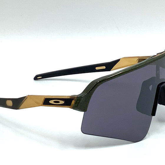 Occhiale da sole Oakley  SUTRO LITE SWEEP  O9465  35