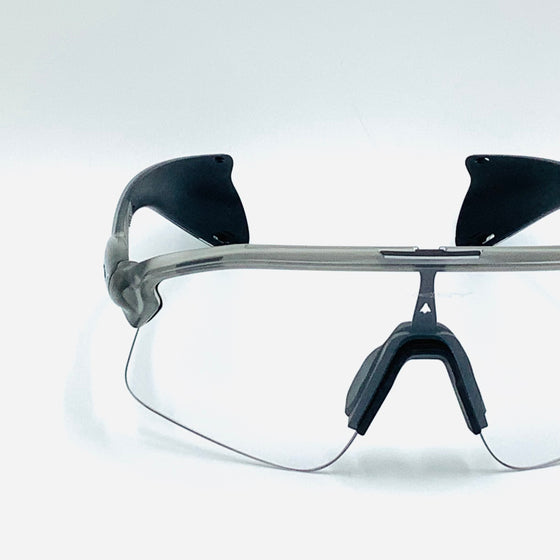 Occhiale da sole Oakley  STUNT DEVIL S  O9518  08