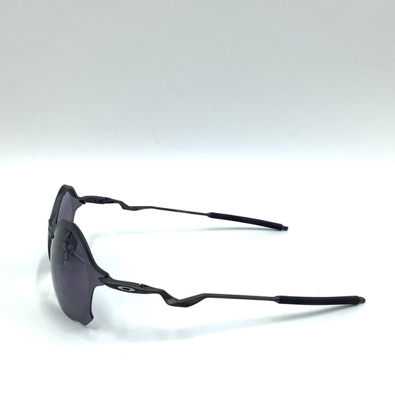 occhiale da sole Oakley  TAILEND TI  O6026  01  56/19