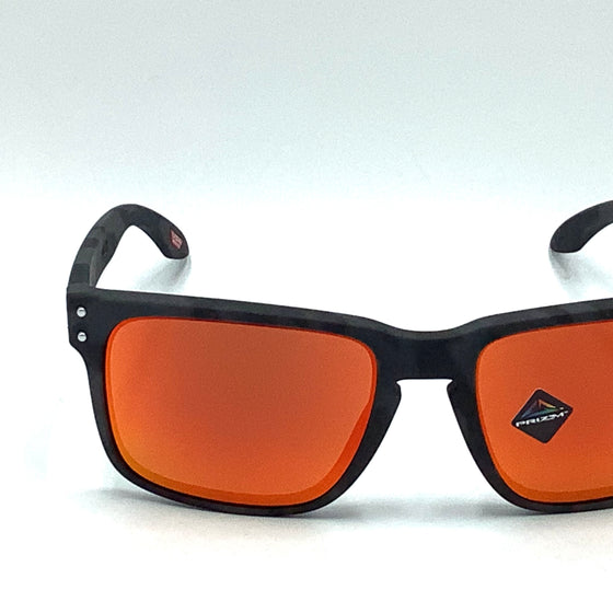 Occhiale da sole Oakley  HOLBROOK  O9102  E9  55/18